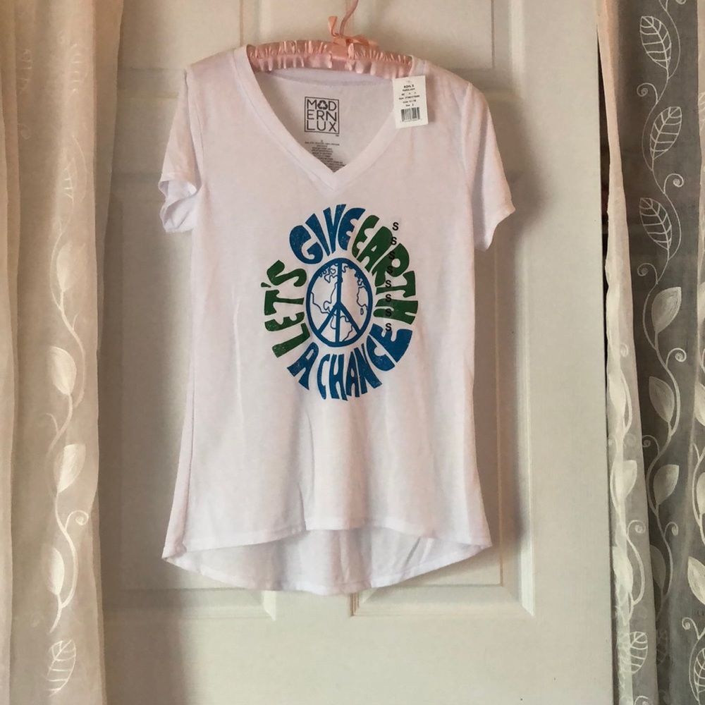 Modern lux logo t shirt